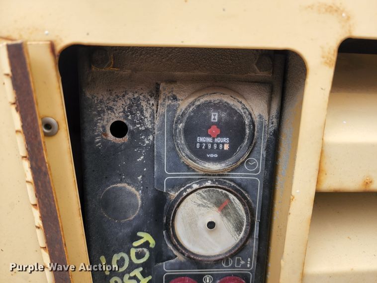 image for item KE9940 2000 Atlas Copco XAS 96  air compressor