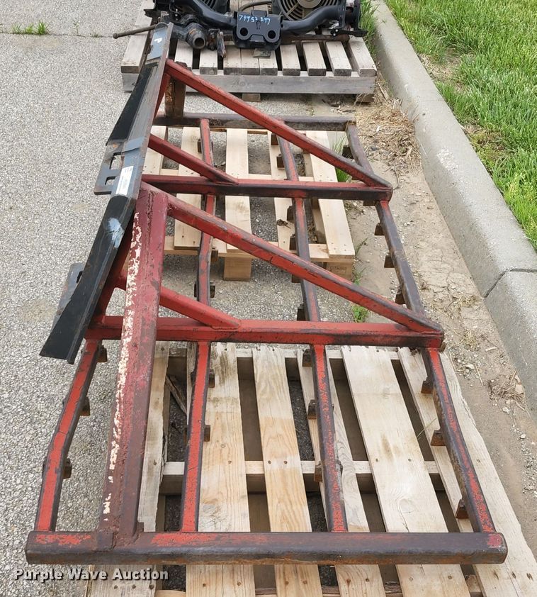 image for item KE9944 84"W skid steer land leveler