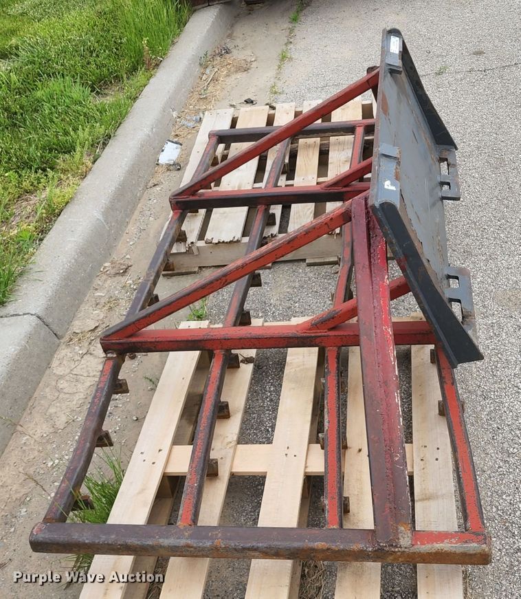 image for item KE9944 84"W skid steer land leveler