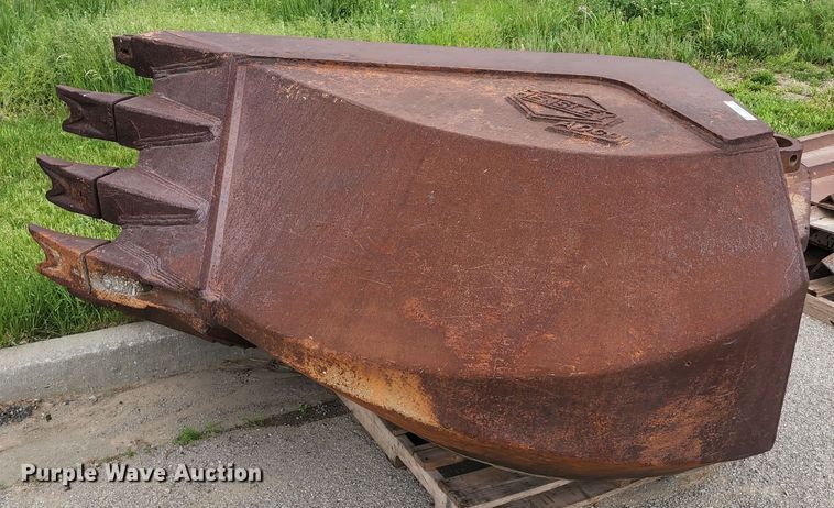 image for item KE9945 Hensley  42"W excavator ditch bucket