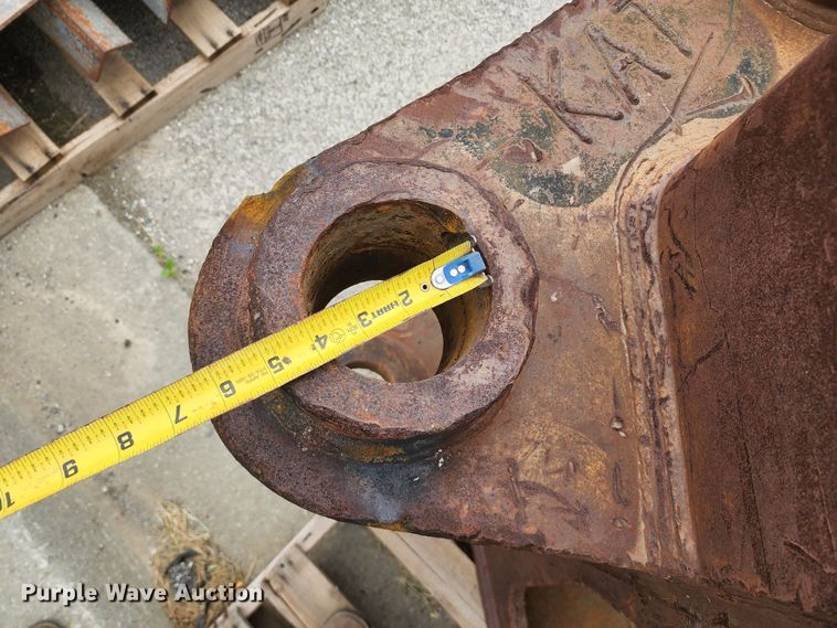 image for item KE9945 Hensley  42"W excavator ditch bucket