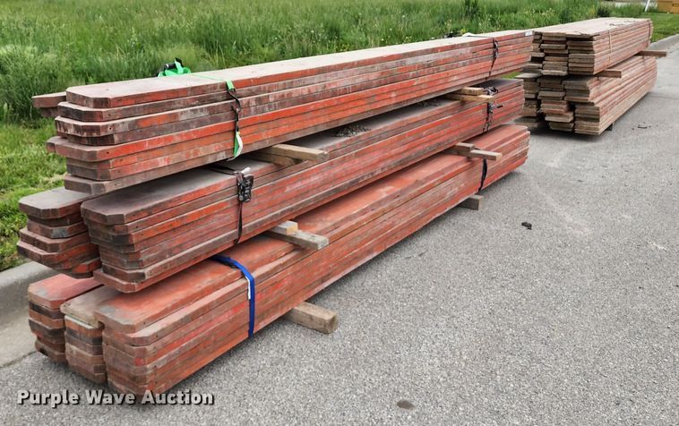 image for item KE9947 (122) scaffolding planks