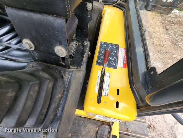 image for item KE9958 2001 New Holland DC100 LGP  dozer