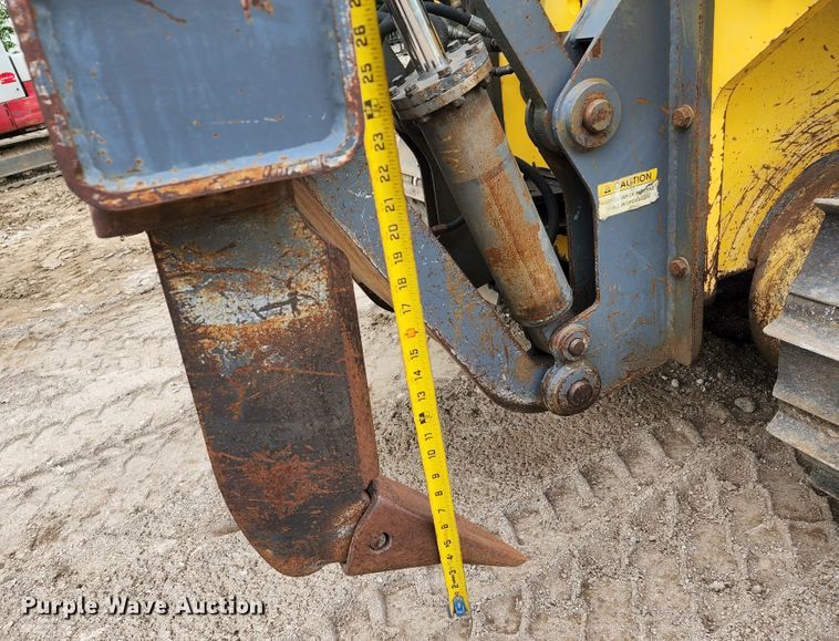 image for item KE9958 2001 New Holland DC100 LGP  dozer