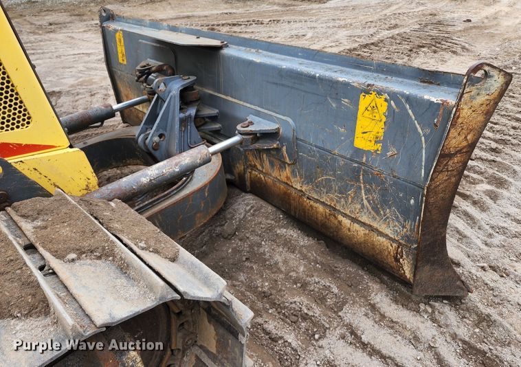 image for item KE9958 2001 New Holland DC100 LGP  dozer