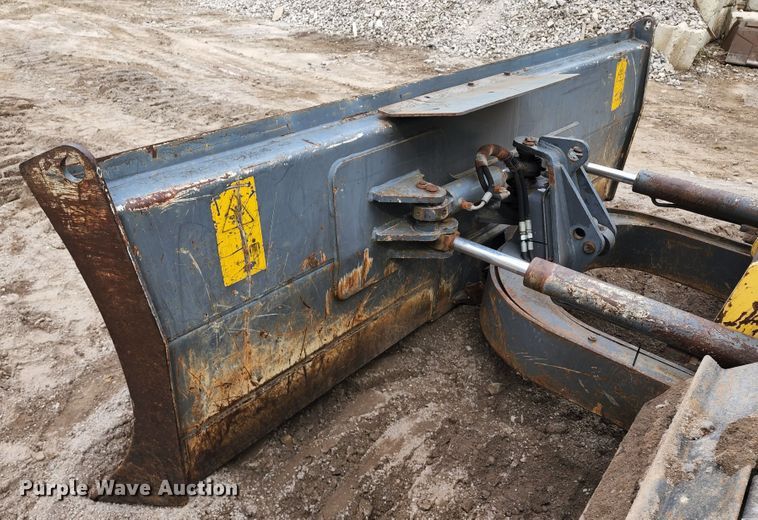 image for item KE9958 2001 New Holland DC100 LGP  dozer