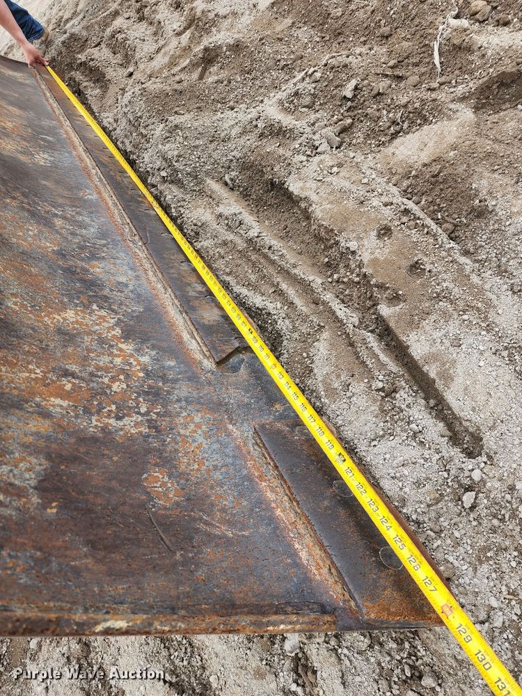 image for item KE9958 2001 New Holland DC100 LGP  dozer