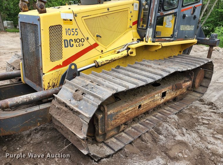 image for item KE9958 2001 New Holland DC100 LGP  dozer