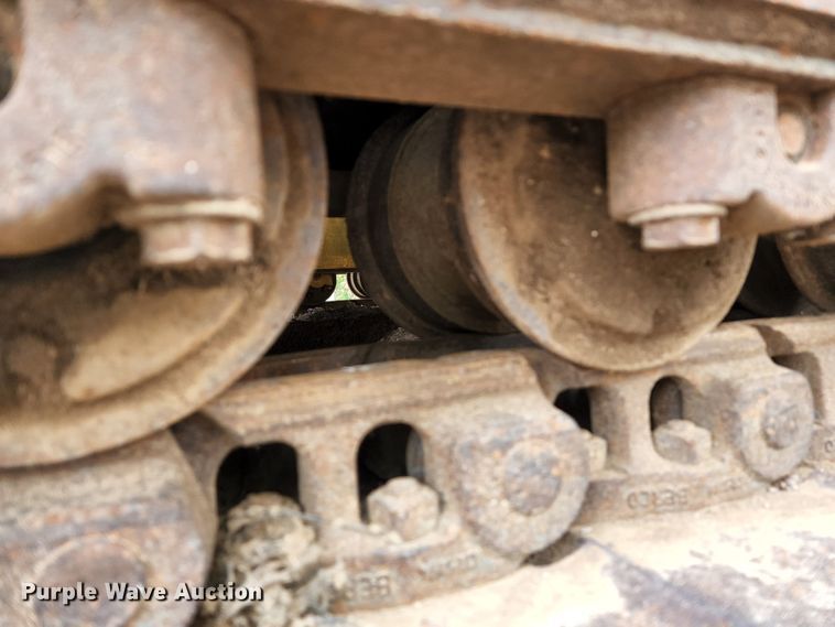 image for item KE9958 2001 New Holland DC100 LGP  dozer