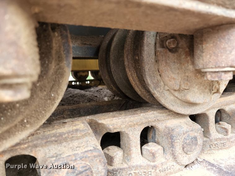 image for item KE9958 2001 New Holland DC100 LGP  dozer