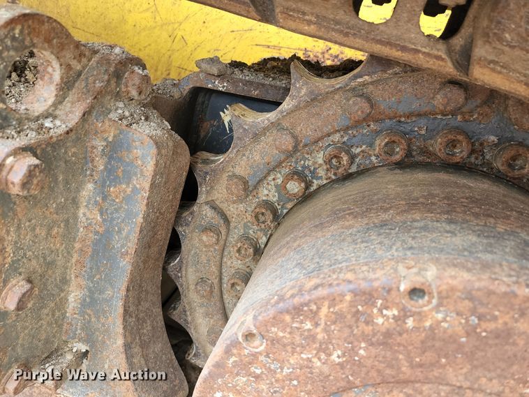 image for item KE9958 2001 New Holland DC100 LGP  dozer