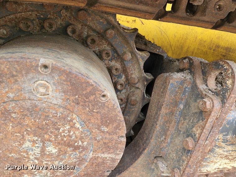 image for item KE9958 2001 New Holland DC100 LGP  dozer