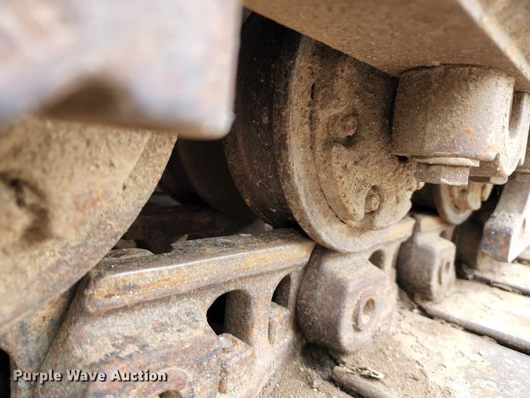 image for item KE9958 2001 New Holland DC100 LGP  dozer