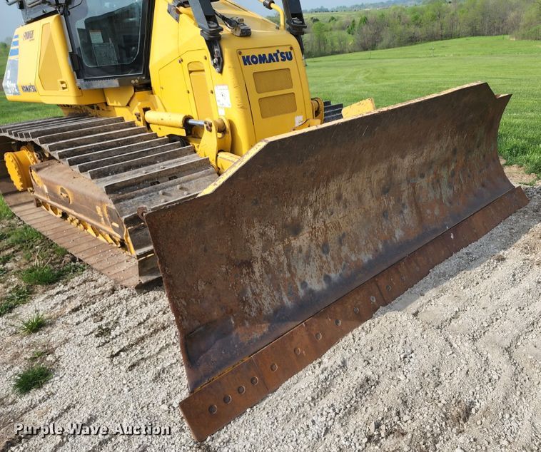 image for item KF9065 2013 Komatsu D51PX-22  dozer