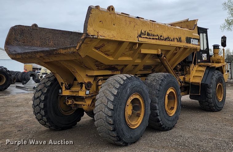 image for item KF9145 1989 Caterpillar D300B  haul truck