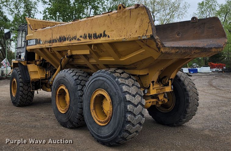 image for item KF9145 1989 Caterpillar D300B  haul truck