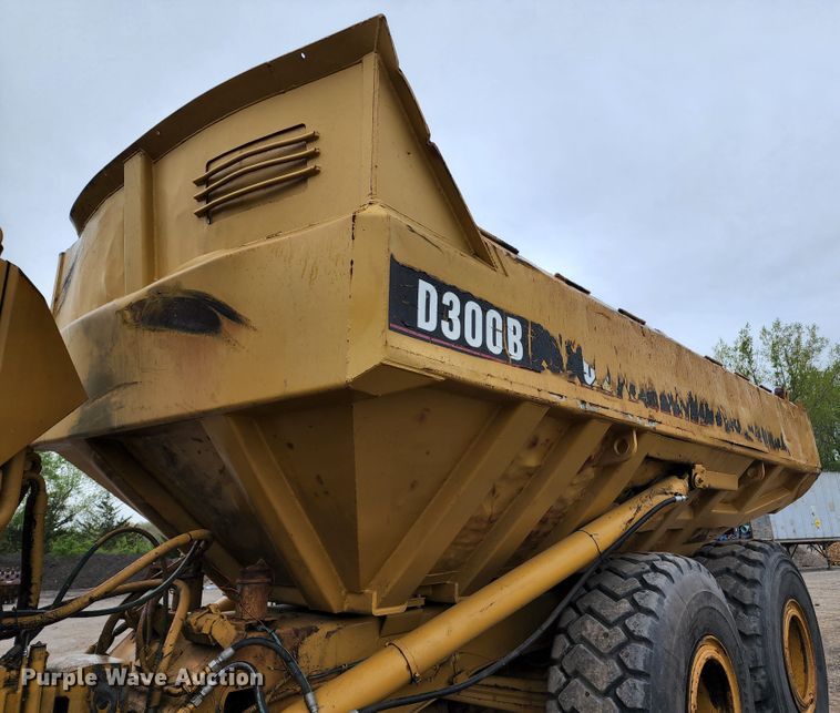 image for item KF9145 1989 Caterpillar D300B  haul truck