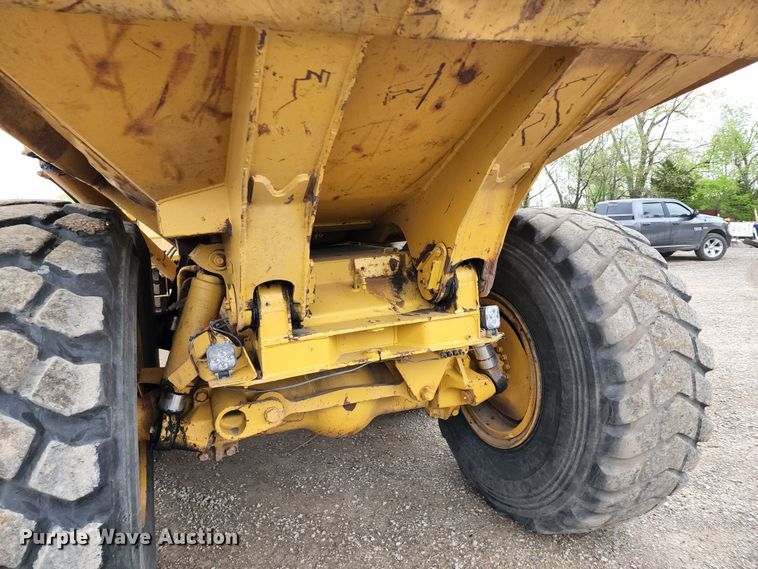 image for item KF9145 1989 Caterpillar D300B  haul truck