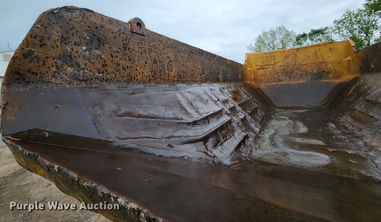 image for item KF9145 1989 Caterpillar D300B  haul truck