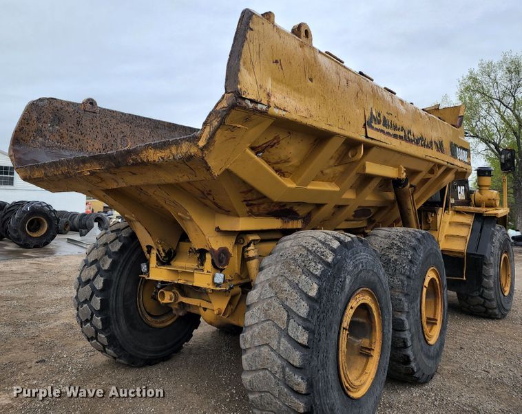 image for item KF9145 1989 Caterpillar D300B  haul truck