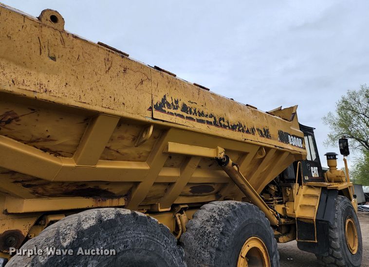 image for item KF9145 1989 Caterpillar D300B  haul truck