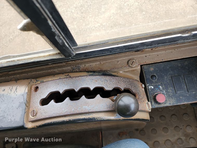 image for item KF9145 1989 Caterpillar D300B  haul truck