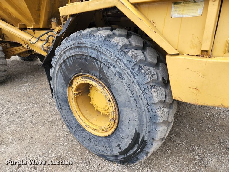 image for item KF9145 1989 Caterpillar D300B  haul truck