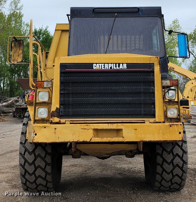 image for item KF9146 1993 Caterpillar D300D  haul truck