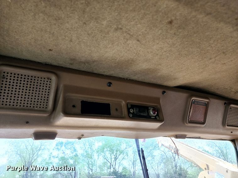 image for item KF9146 1993 Caterpillar D300D  haul truck