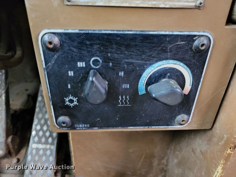 image for item KF9146 1993 Caterpillar D300D  haul truck