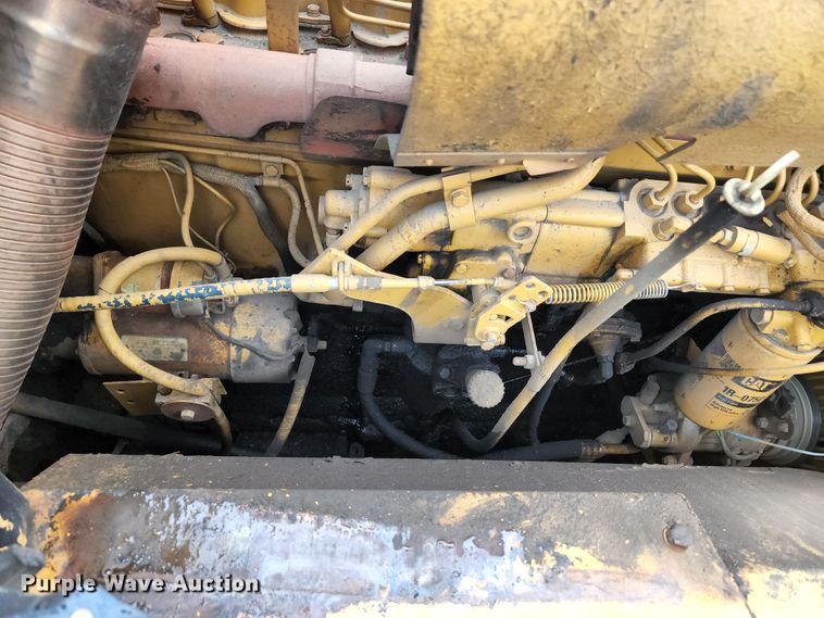 image for item KF9146 1993 Caterpillar D300D  haul truck