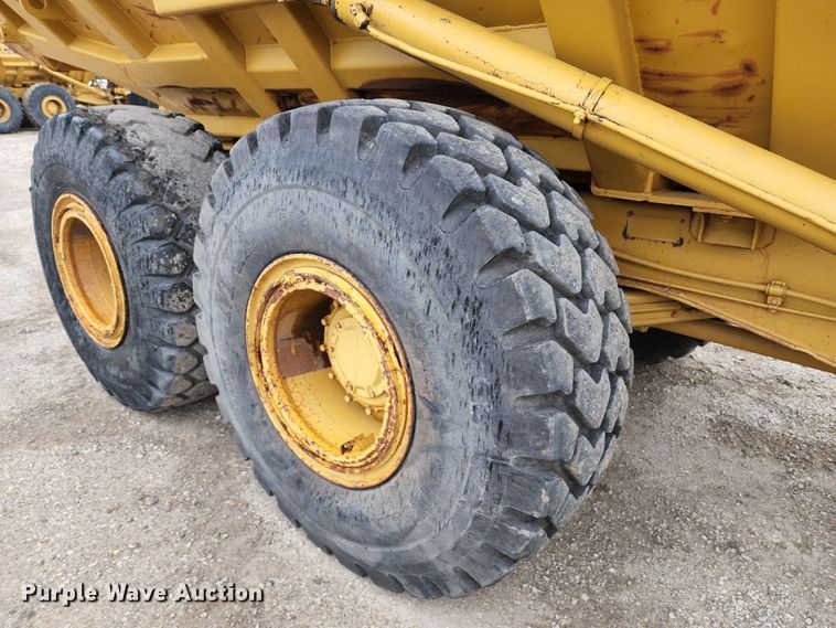 image for item KF9146 1993 Caterpillar D300D  haul truck