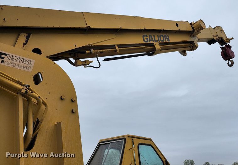 image for item KF9147 1980 Galion 150A  crane
