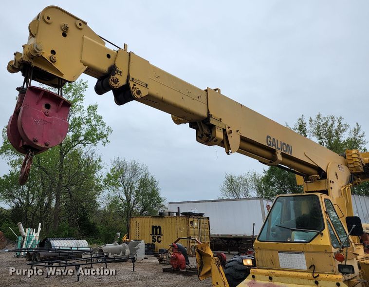 image for item KF9147 1980 Galion 150A  crane