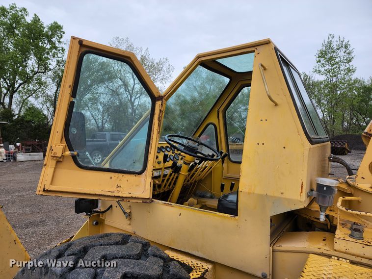 image for item KF9147 1980 Galion 150A  crane