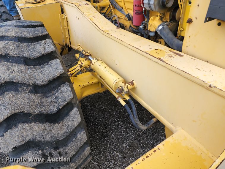 image for item KF9147 1980 Galion 150A  crane