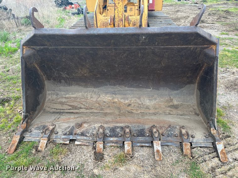 image for item KG9736 2004 John Deere 655C  track loader