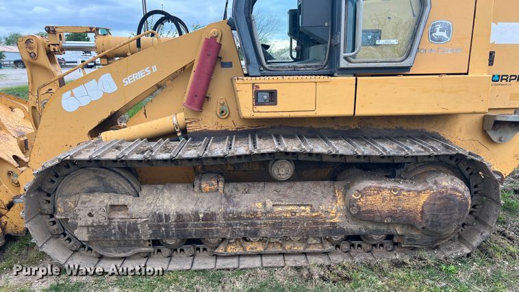 image for item KG9736 2004 John Deere 655C  track loader