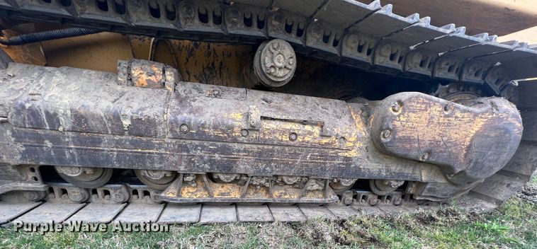 image for item KG9736 2004 John Deere 655C  track loader