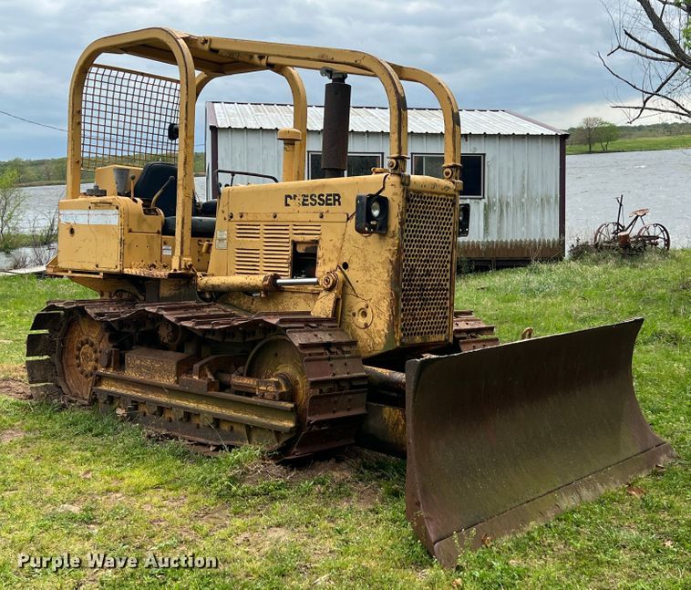 image for item KG9738 1986 Dresser TD8E  dozer