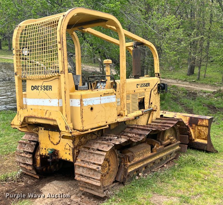 image for item KG9738 1986 Dresser TD8E  dozer