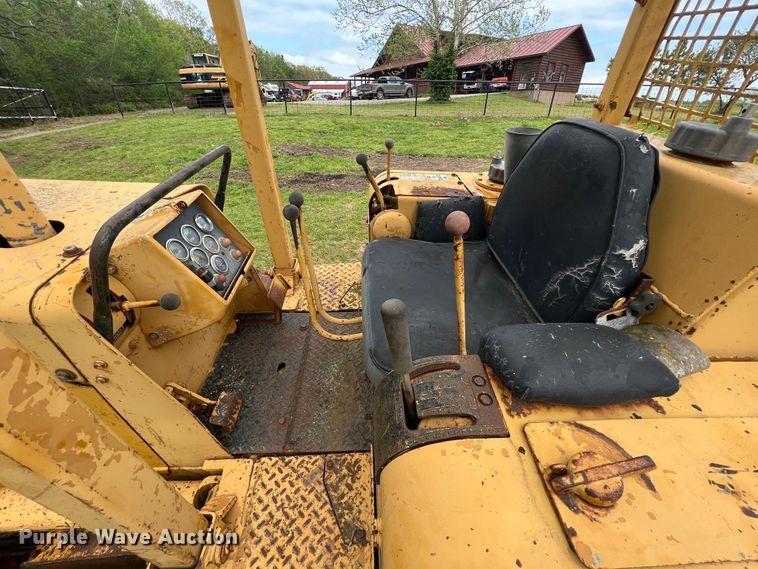 image for item KG9738 1986 Dresser TD8E  dozer