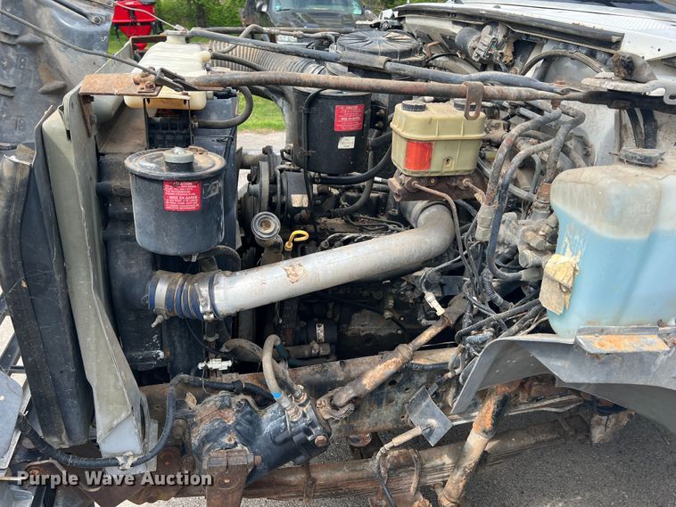 image for item KG9741 1998 Ford F800  flatbed truck