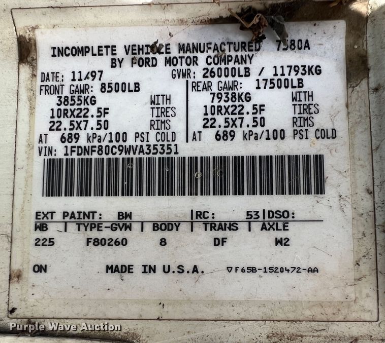 image for item KG9741 1998 Ford F800  flatbed truck