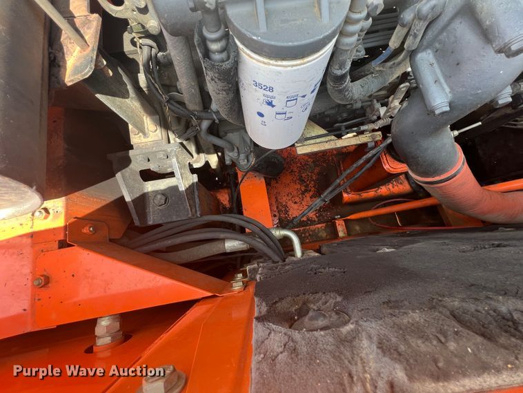 image for item KN9517 2005 Daewoo SOLAR 255LCV  excavator