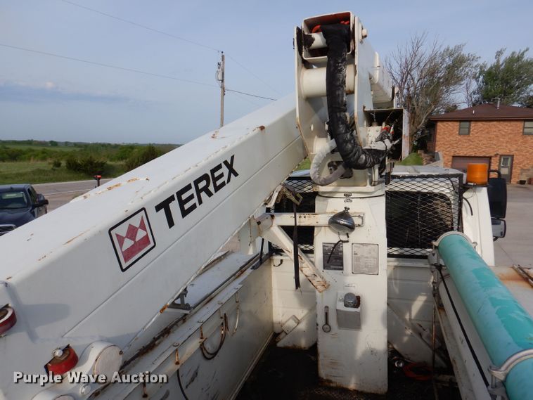 image for item KN9870 2008 International 4300  bucket truck