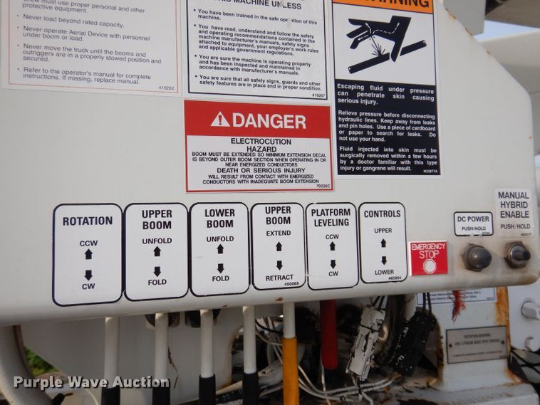 image for item KN9870 2008 International 4300  bucket truck