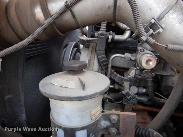 image for item KN9870 2008 International 4300  bucket truck