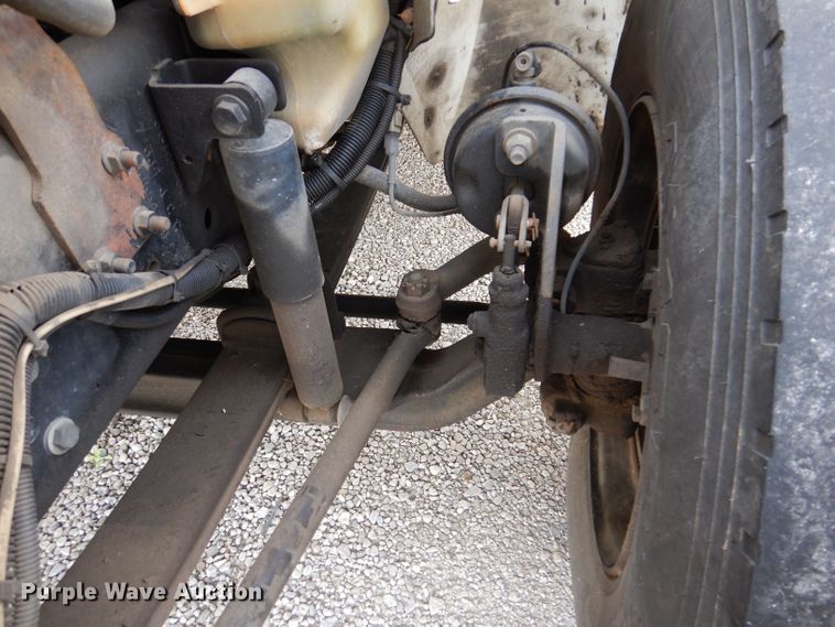 image for item KN9870 2008 International 4300  bucket truck