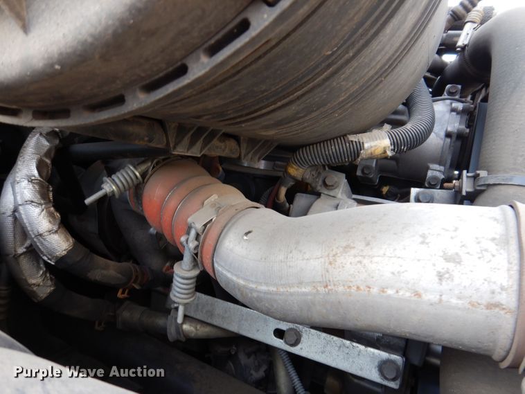 image for item KN9870 2008 International 4300  bucket truck